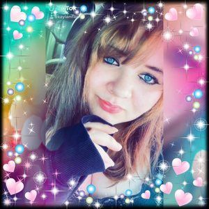 Meet your Posher, Kayla